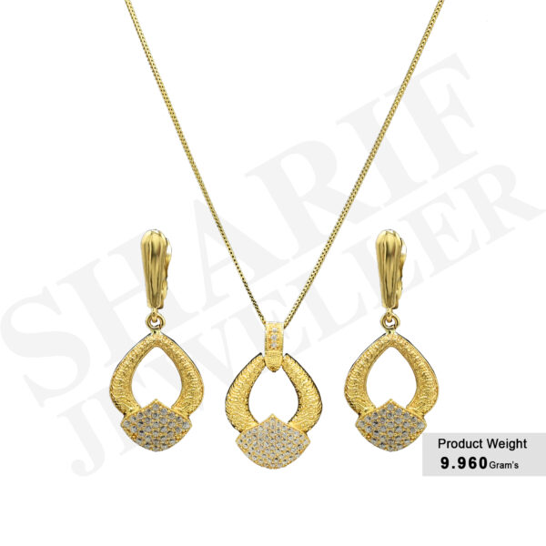 Singaporian Pendent Set with chain